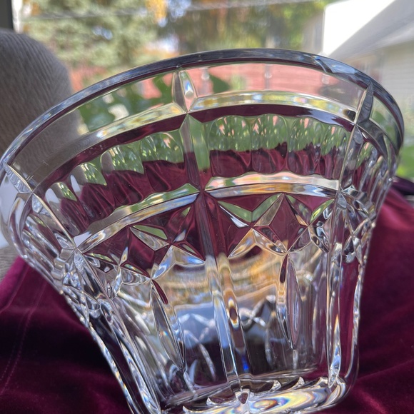 Waterford Crystal "Welcome Bowl" 1997 Versa Flared Shape - Picture 6 of 6
